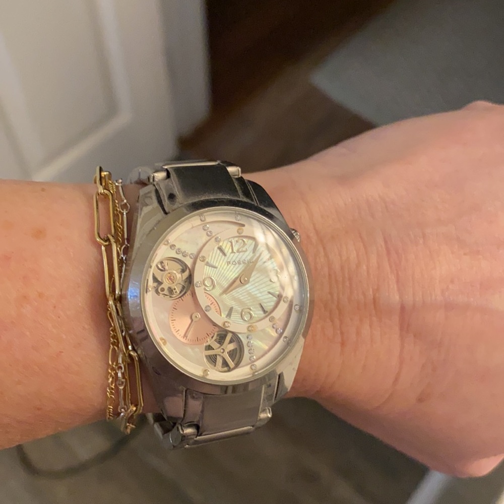 Fossil Watch - Picture 4 of 4